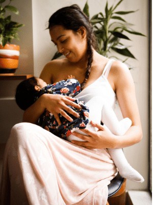 Baby Registry Must Haves - Breastfeeding cloths