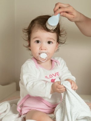 Must have baby items - Baby comb 1